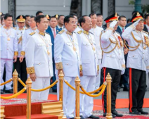 习近平就柬埔寨王国独立70周年分别向国王西哈莫尼、人民党主席洪森致贺电