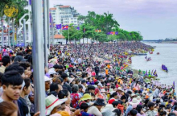 送水节次日，金边游客170万